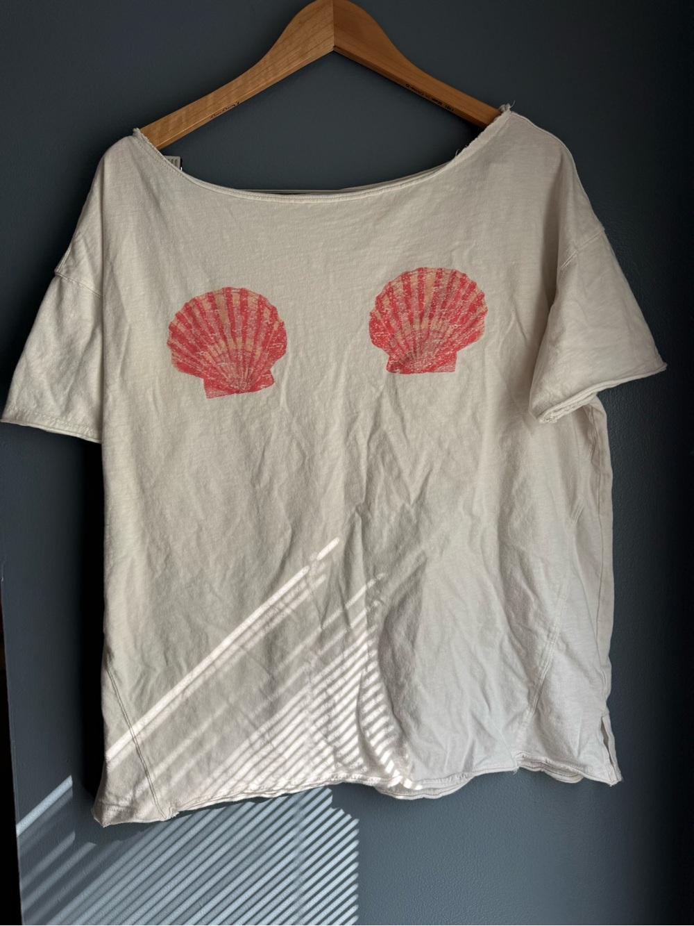 aerie Cream Short Sleeve Top with Pink Shell Prints